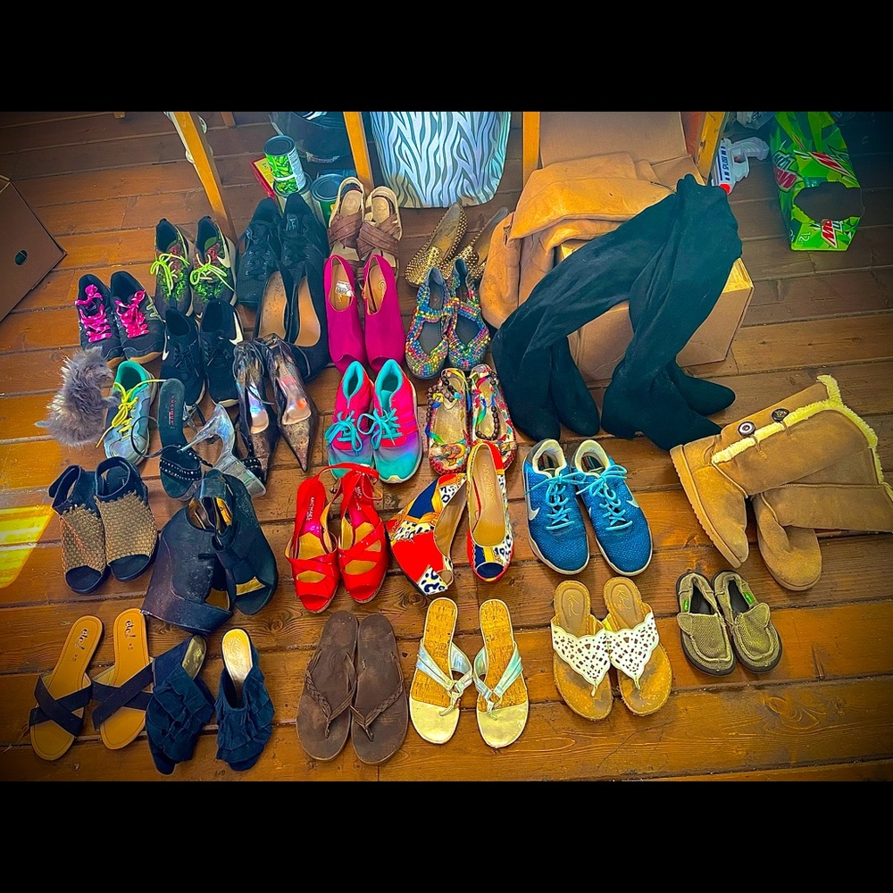 A lot of women’s shoes sizes vary from 6-9